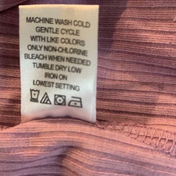 Me‎ too we lilac zip front cropped light sweater with floral flowers size large - Picture 6 of 7